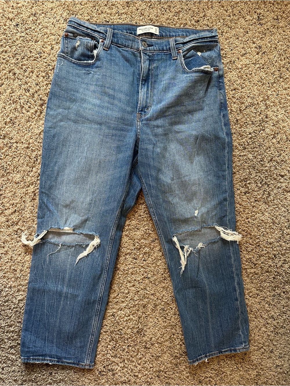 Abercrombie & Fitch Distressed Cropped Blue Jeans
